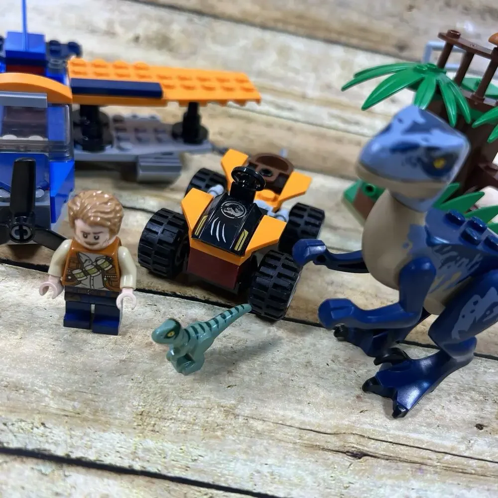 LEGO Jurassic World: Velociraptor: Biplane Rescue Mission (75942) 100% COMPLETE